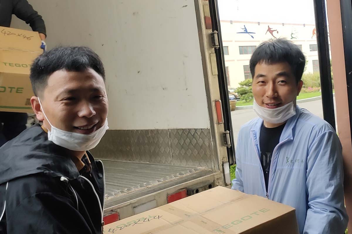 樂(yuè)于助人(rén)