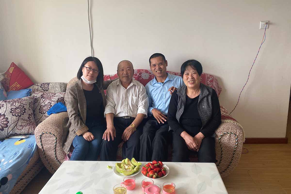 全國(guó)助殘日(rì)