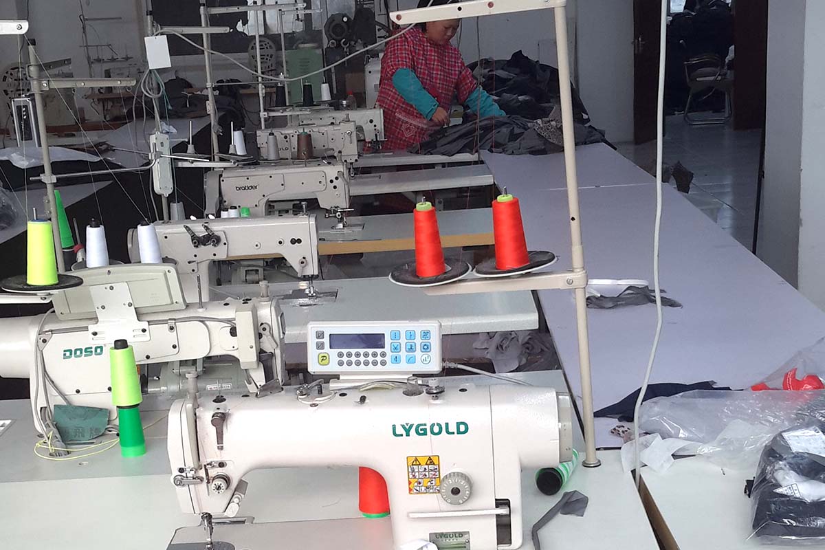 老(lǎo)長(cháng)照(zhào)片