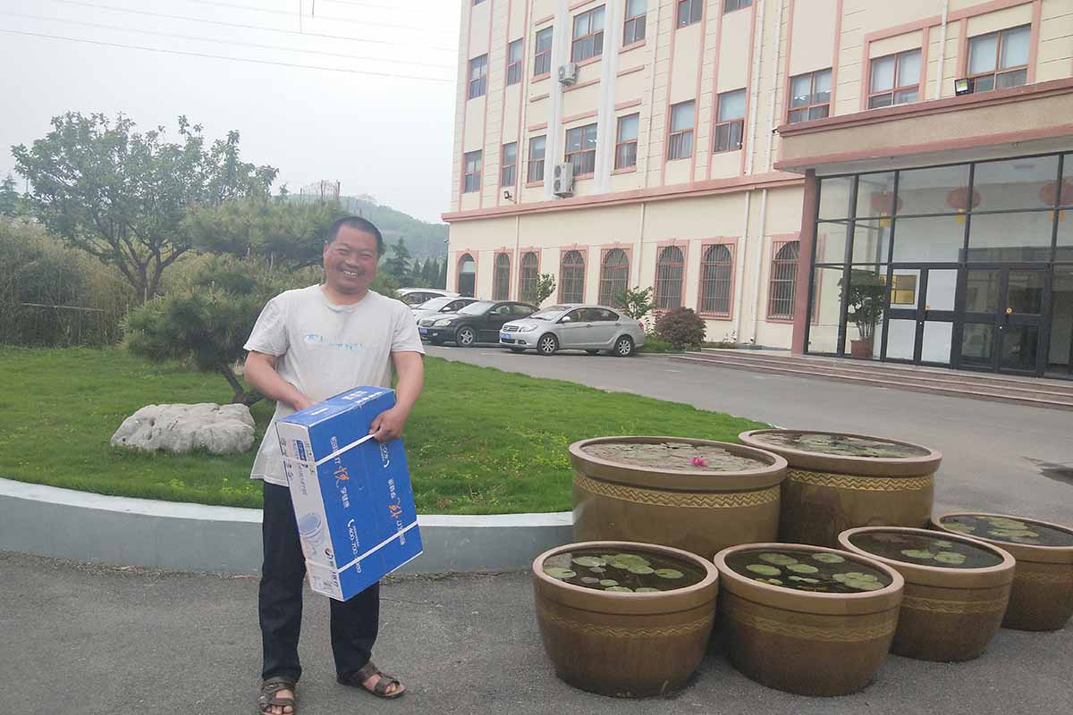 全國(guó)助殘日(rì)